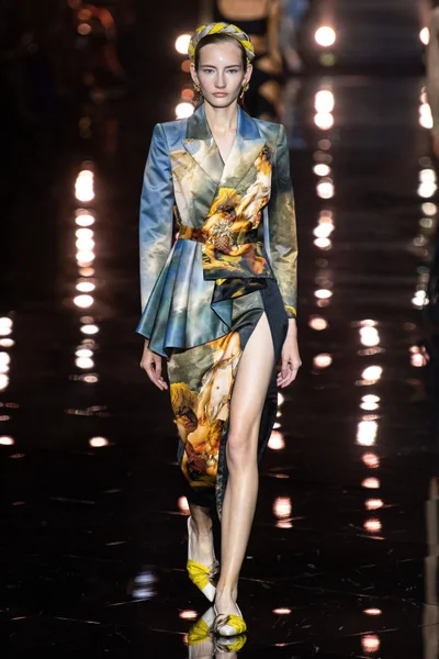 Look 22